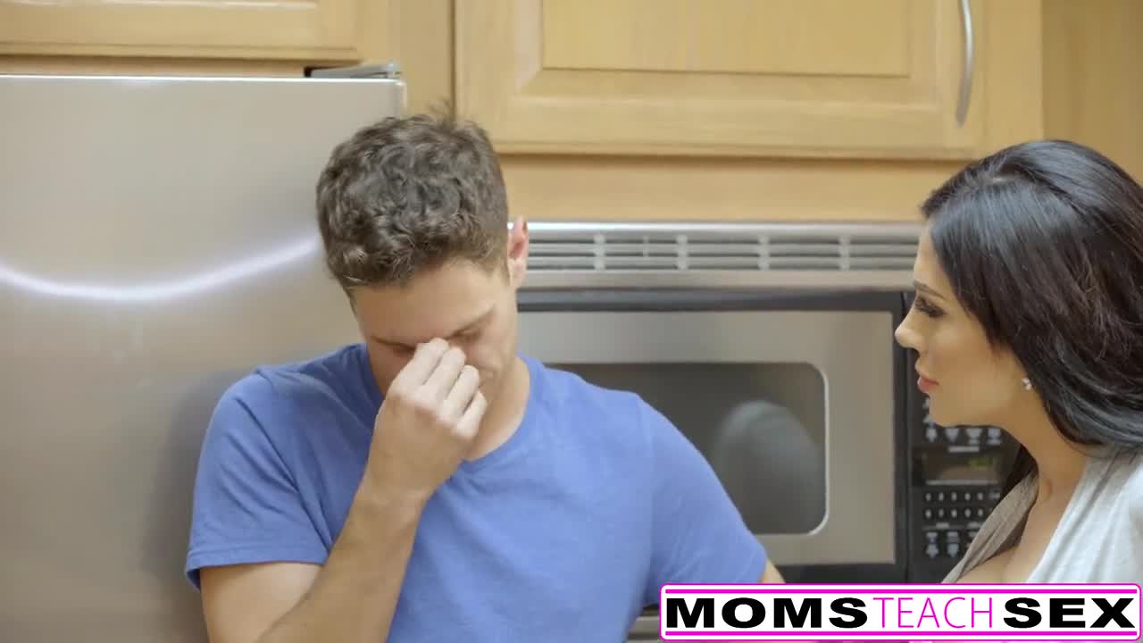 Moms Teach Sex